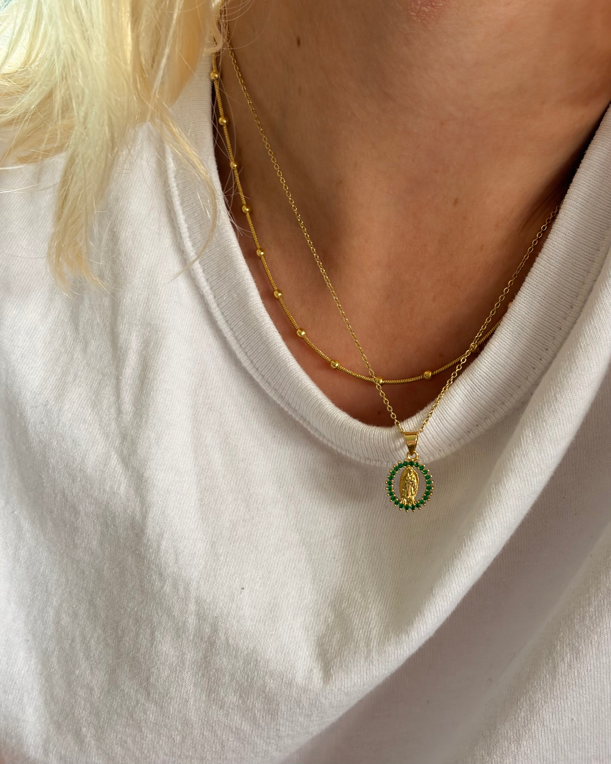 Collar Virgen de Guadalupe Disa Verde